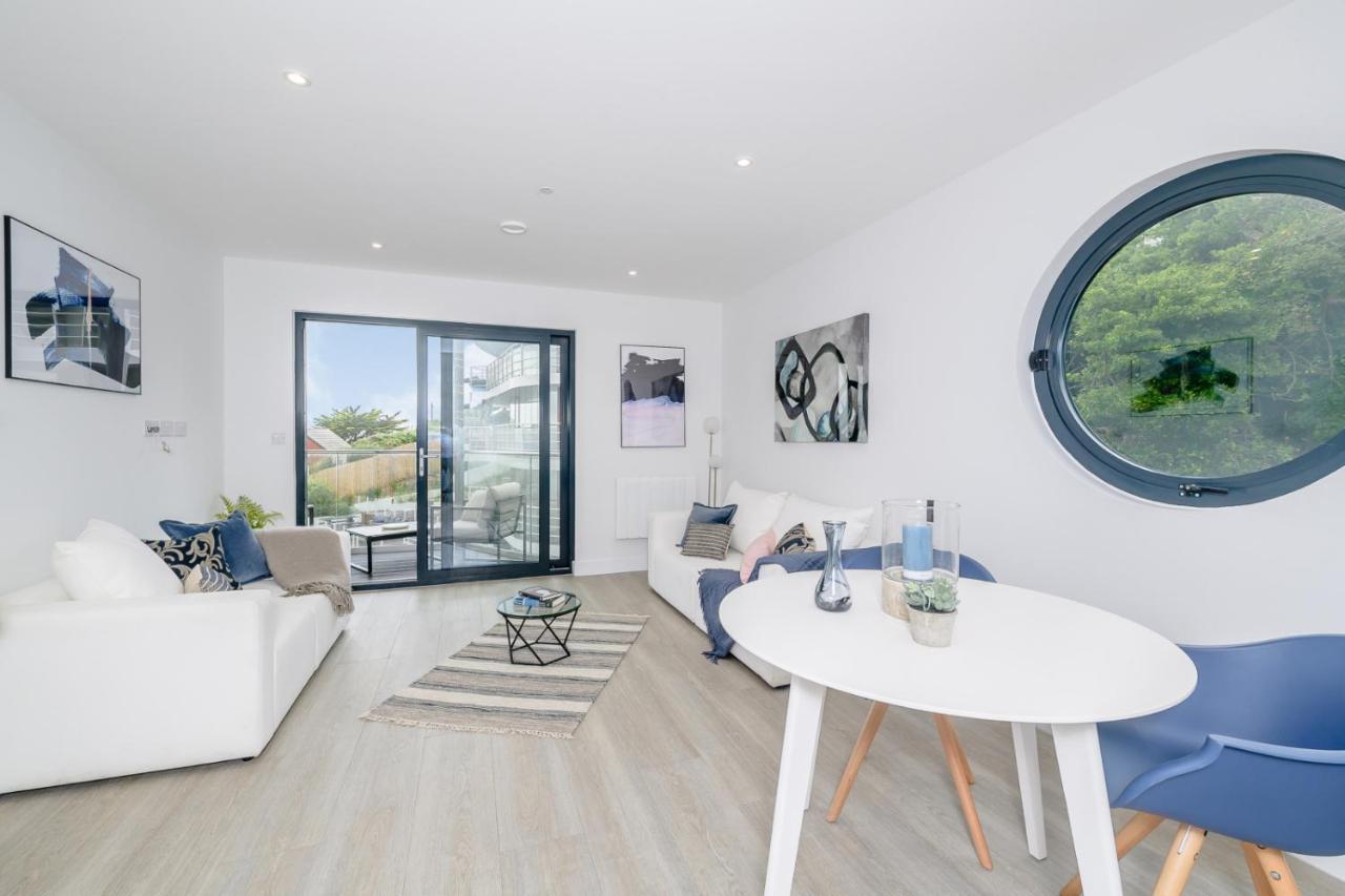 5 Middlecombe - Luxury Apartment At Byron Woolacombe, Only 4 Minute Walk To Woolacombe Beach! 外观 照片